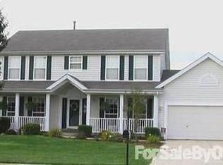 1216 White Pine Cir, Columbia, IL 62236