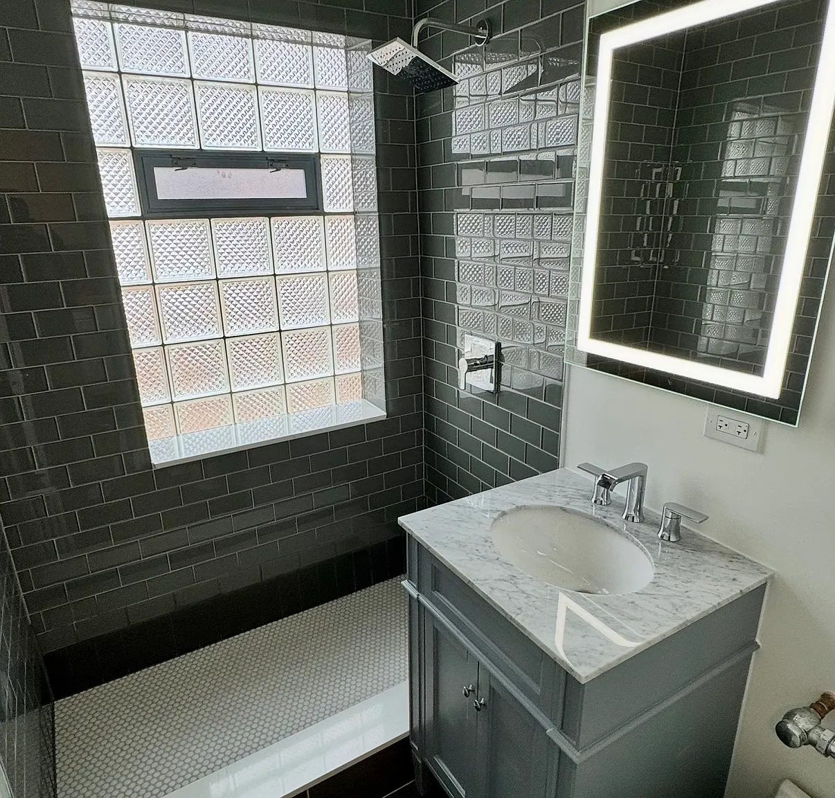 1 bed, 750 sqft, $2,800 — Photo 3