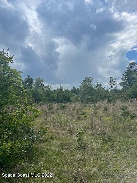 2nd image of 4570 Meadow Green Rd