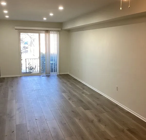 3874 Linden Ave #A — Photo 3