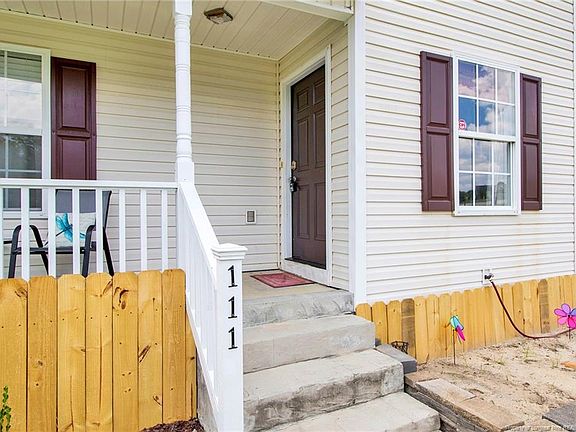 3rd image of 111 White Pine Dr
