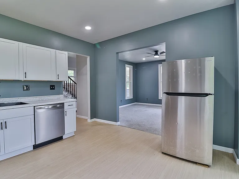 412 W Kibby St — Photo 17