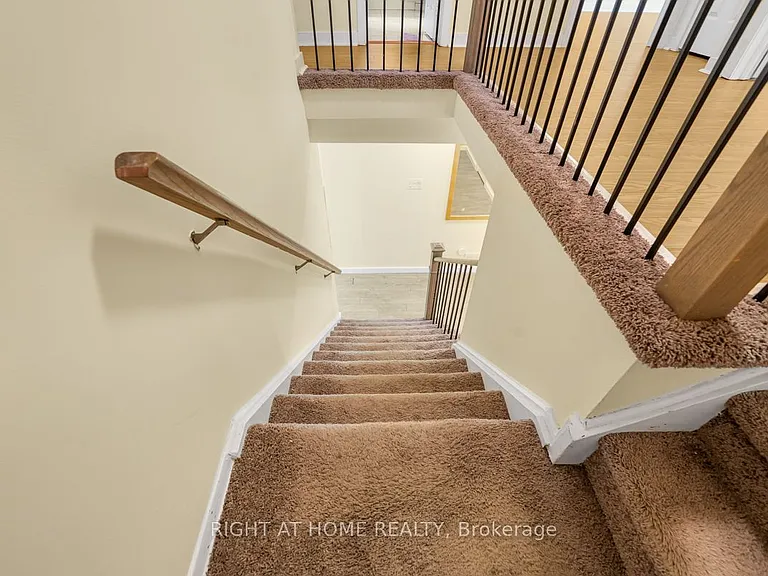 1361 Brands Ct — Photo 17