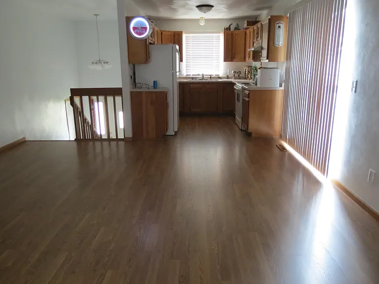 482 N 7th St #2 — Photo 8