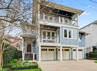 131 Queen Rd, Clear Lake Shores, TX 77565