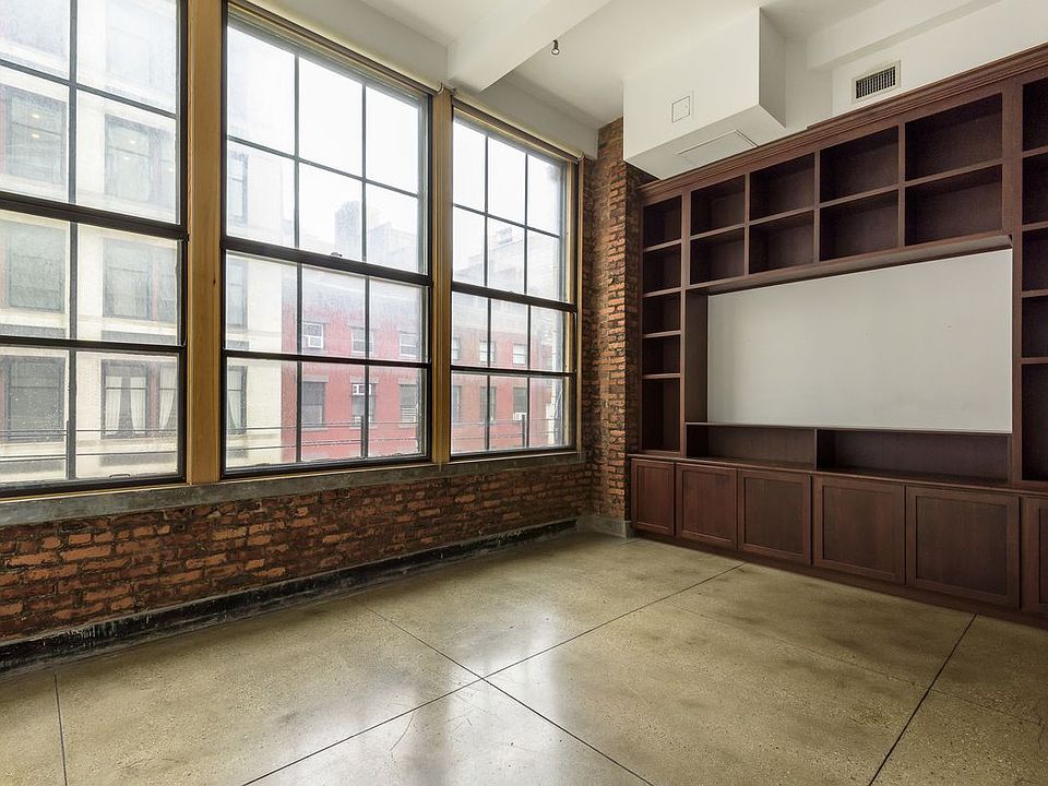 1st image of 111 4th Ave APT 2M