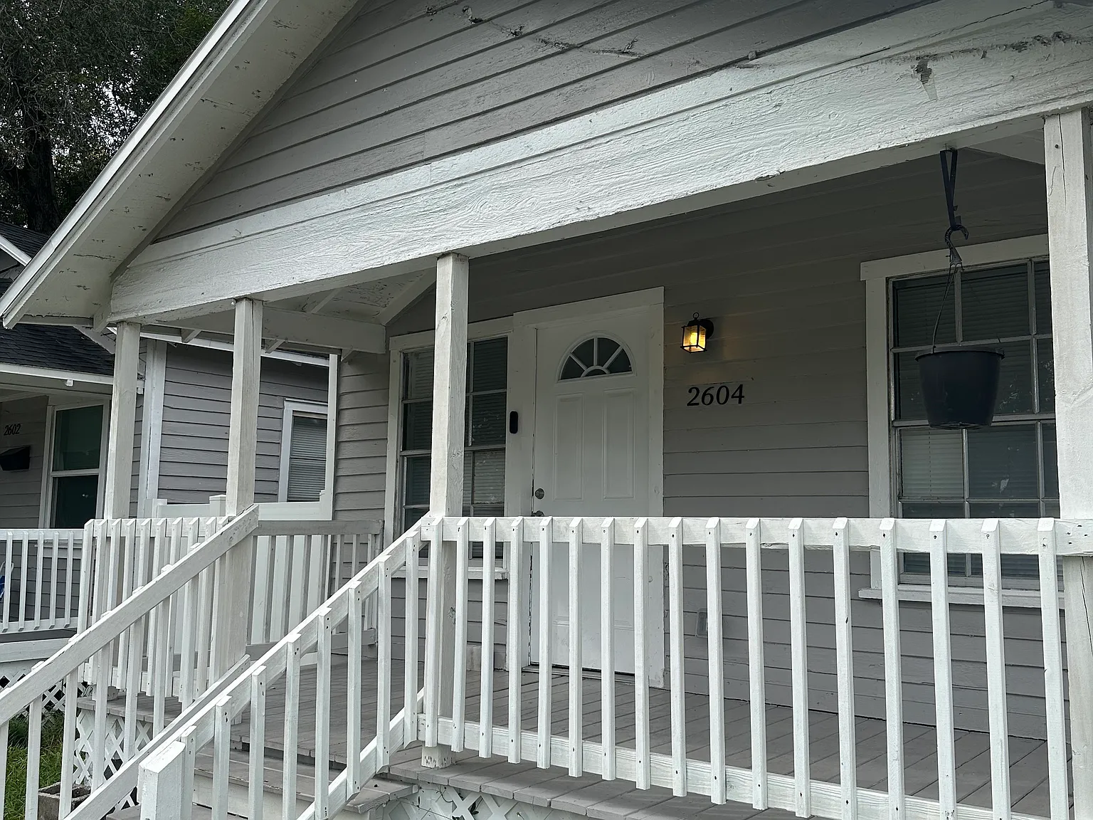 3 bed, 1100 sqft, $1,800 — Photo 2