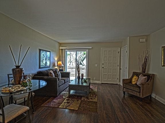 2nd image of 8720 Villa La Jolla Dr Unit 116
