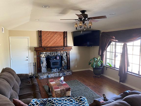 3rd image of 16704 E Avenue W10