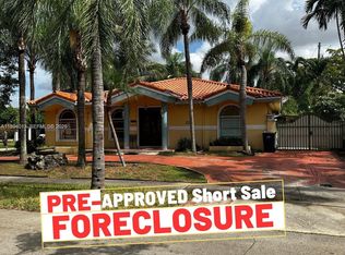 6391 SW 20th St, West Miami, FL 33155