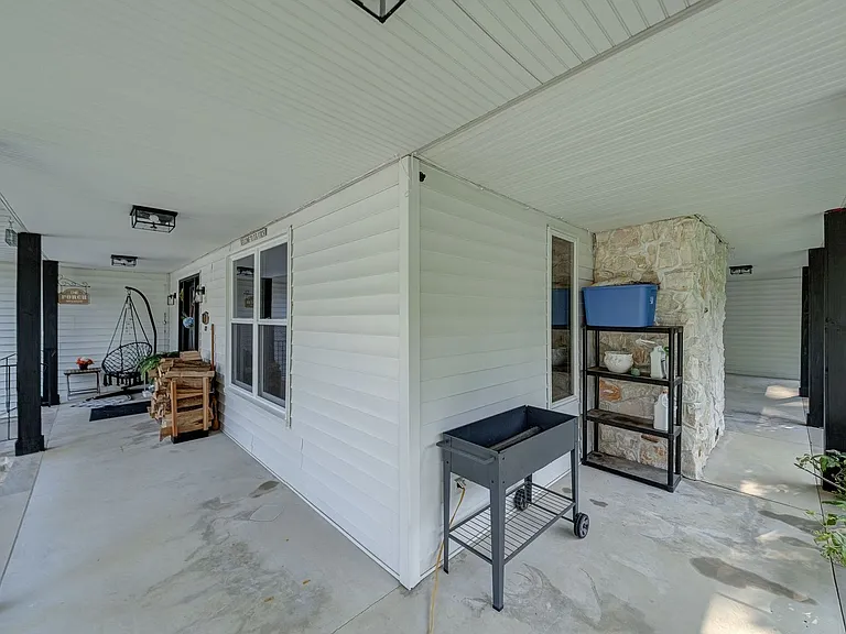 17 Bauers Ln — Photo 9