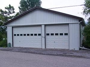 2nd image of 444 Woodland Dr