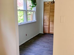 2807 S Myra Ridge Dr, Urbana, IL 61802