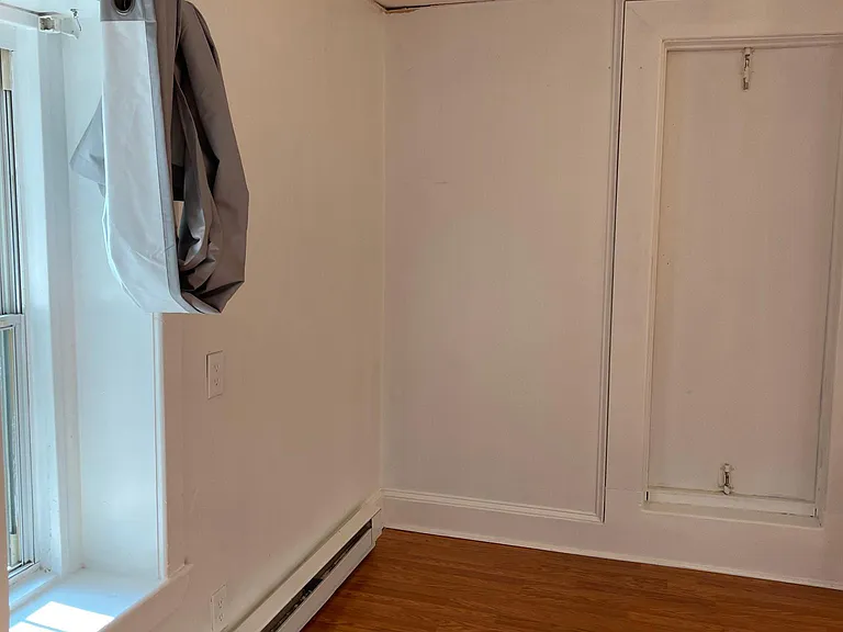 512 S 41st St #8 — Photo 52