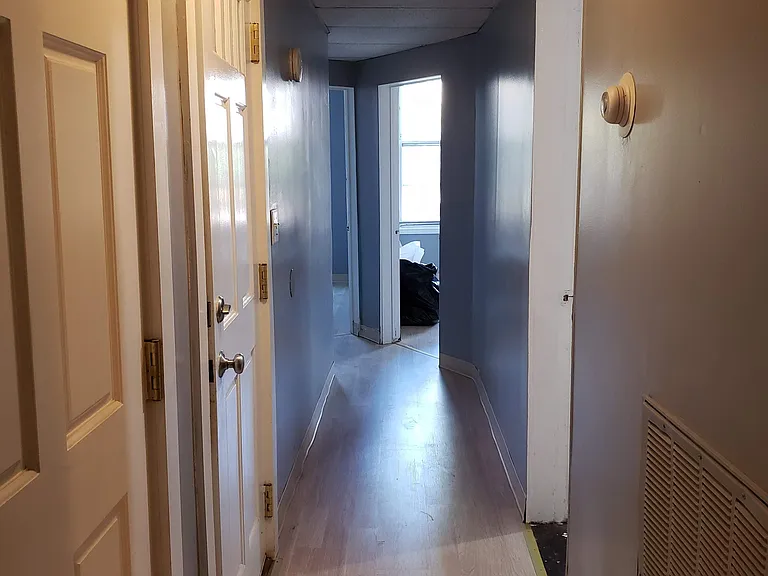 64 Beacon St — Photo 9