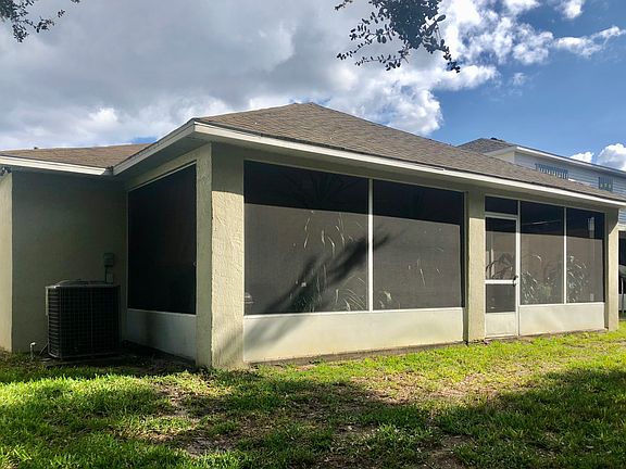 4th image of 1089 Macon Dr
