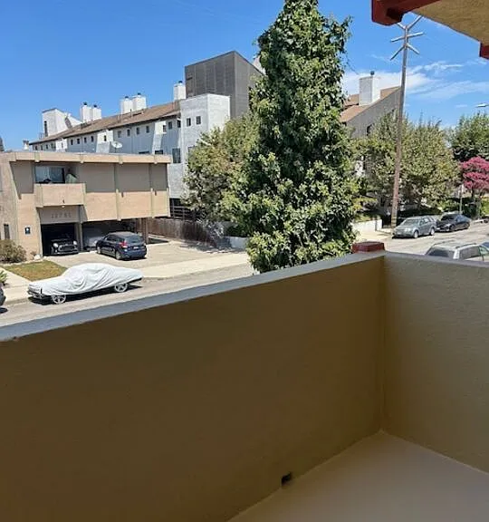 12766 Pacific Ave #5 — Photo 11