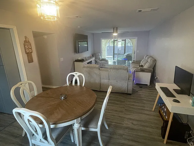 1644 El Camino Rd #3 — Photo 44