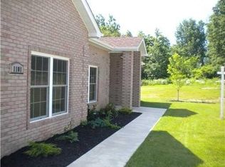 1201 Seminole Cir, Beaver Falls, PA 15010