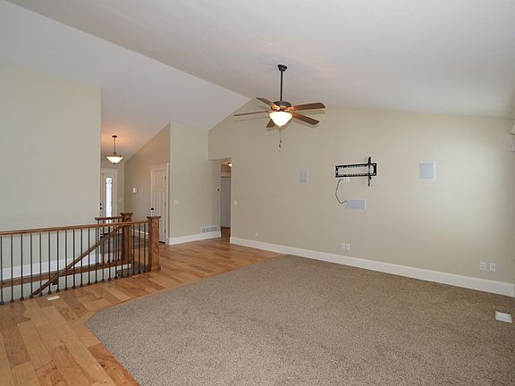 2nd image of 1310 N Indian Hollow Dr