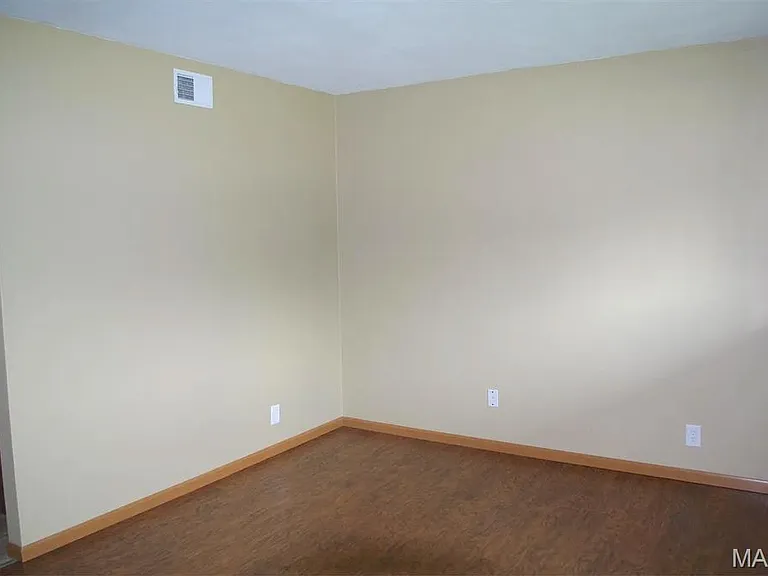 305 Baltes Dr #C — Photo 4