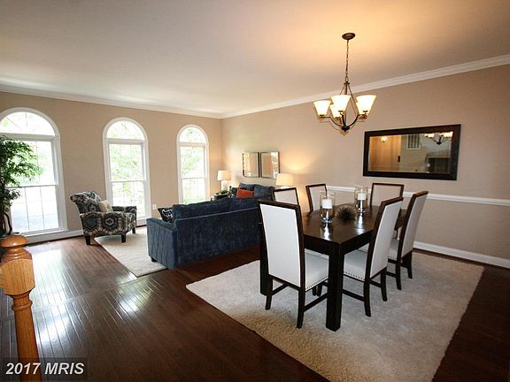 5th image of 10553 James Wren Way