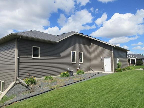 5th image of 3418 2nd St E