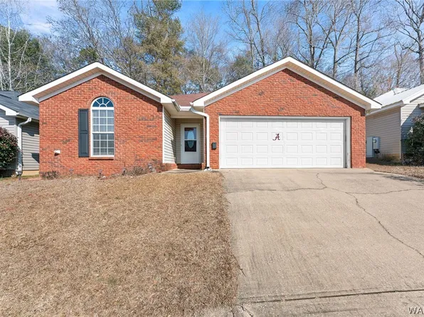 5012 Stewart Parc Dr, Northport, AL 35473