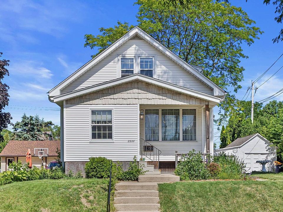 1st image of 2226 S 90th STREET
