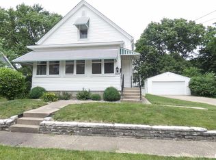 1029 W Gilbert Ave, Peoria, IL