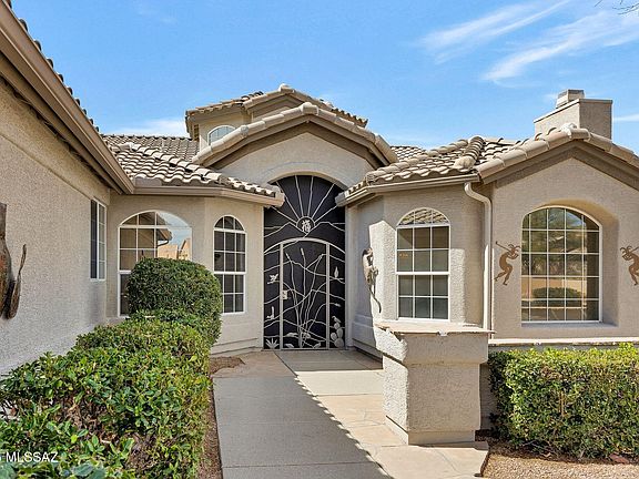 2nd image of 65621 E Desert Moon Ct