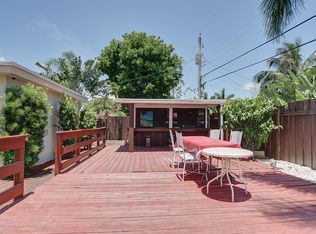 375 NE 25th Ter, Boca Raton, FL 33431