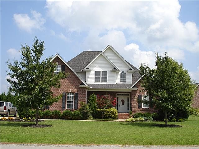 1st image of 102 Largo Ct