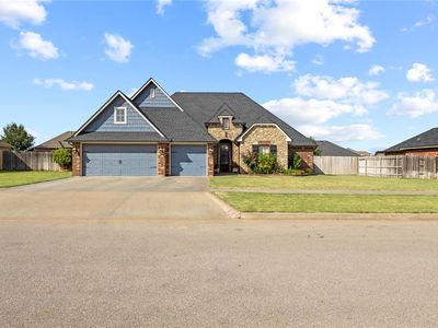 2205 Pinnacle Dr, Weatherford, OK, 73096