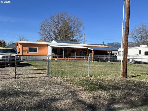 10300 S Sterling, Island City, OR 97850