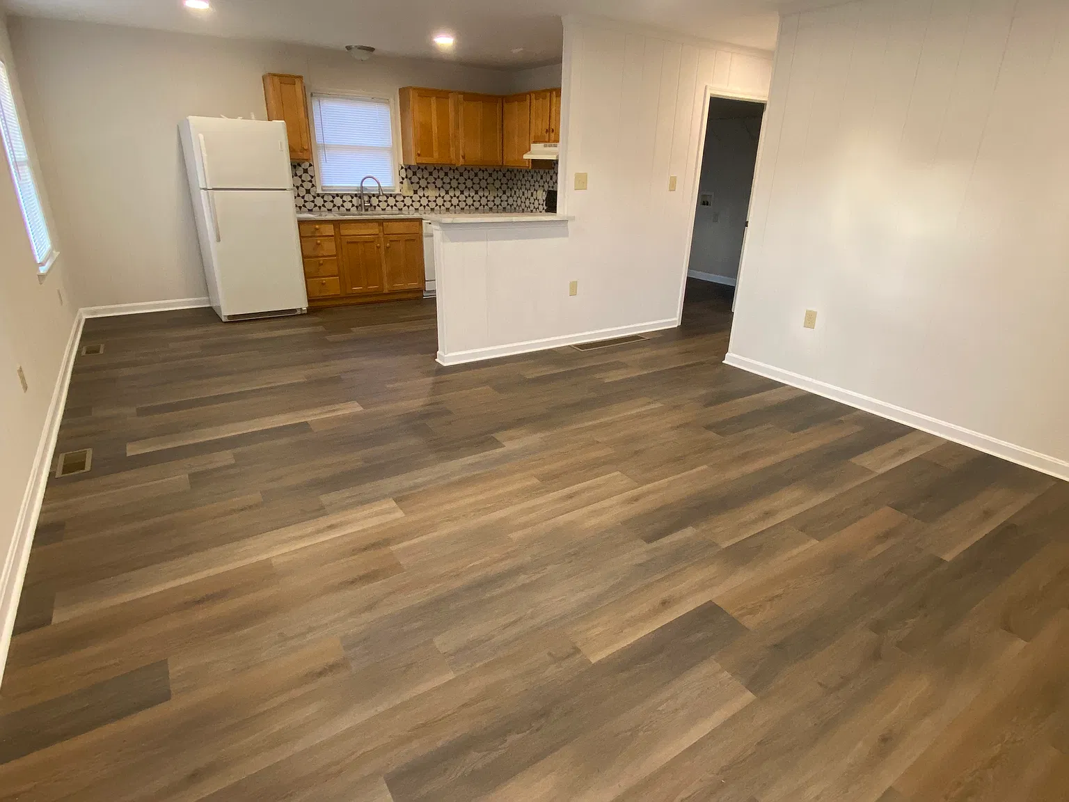 2 bed, 950 sqft, $1,650 — Photo 2