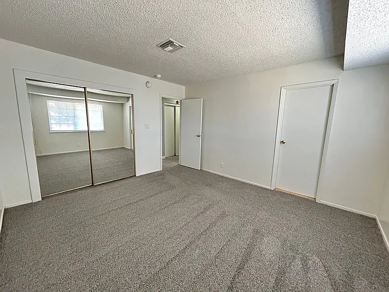 3979 Avonwood Ave — Photo 7