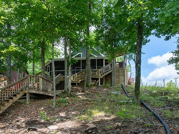 5th image of 922 E Lakeshore Dr