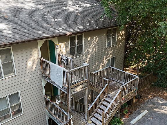 5th image of 3021-3035 Medlin Dr