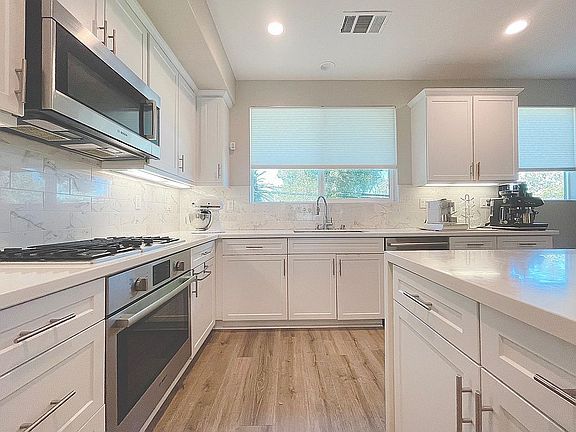 4th image of 13121 W Lumina Way