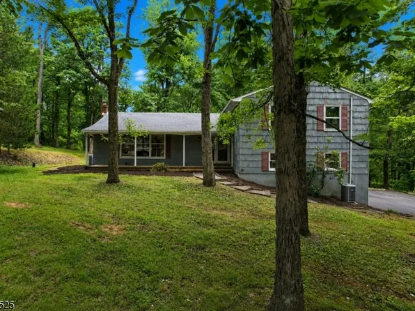 200 Hockenbury Rd, Hillsborough Twp., NJ 08844