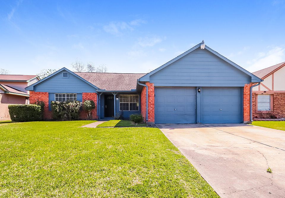 1st image of 16823 Quail Crest Ct