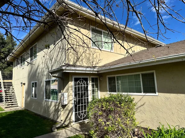 481 W Santa Ana Ave APT 2, Clovis, CA 93612