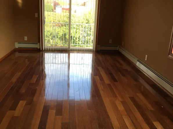 138 N 7th St, Saddle Brook, NJ 07663