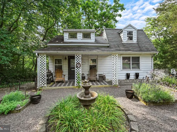 53 Vinemont Rd, Reinholds, PA 17569