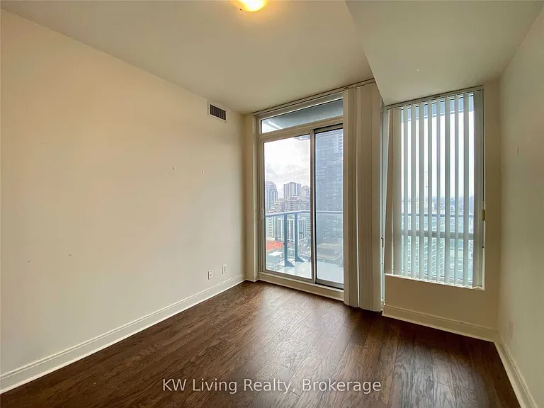 825 Church St #2701 — Photo 9