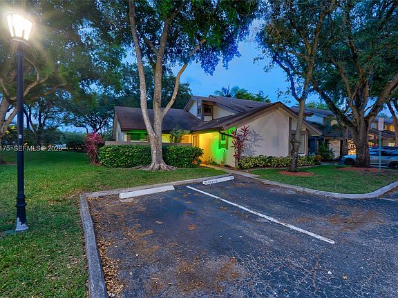 3rd image of 9367 SW 1st St #808