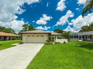401 Birksdale Ct, Winter Haven, FL 33884