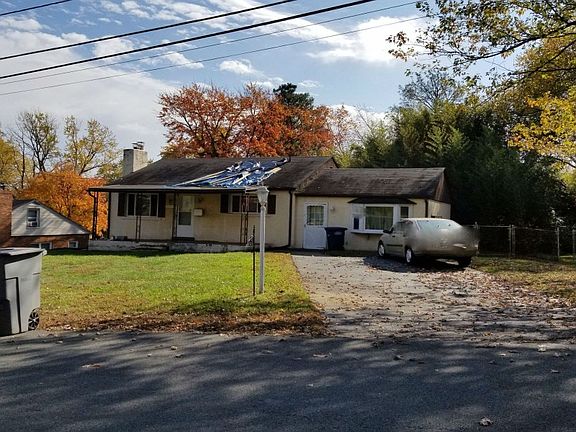 2nd image of 2607 Dawn Dr
