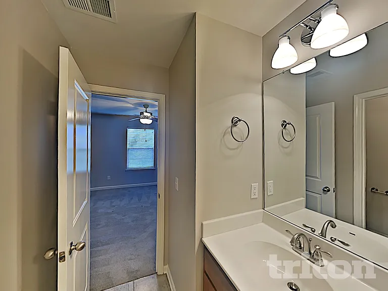 512 Hickory Leaf Ct — Photo 26